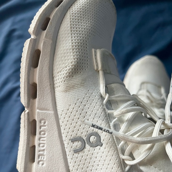 On Running Cloudnova - Picture 5 of 9